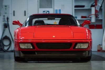 4万8300ポンド（邦貨換算約894万円）で落札されたフェラーリ「348ts」（C）Courtesy of RM Sotheby's