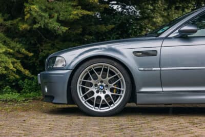 6万5550ポンド（邦貨換算約1220万円）で落札されたBMW「M3CSL」（C）Courtesy of RM Sotheby's