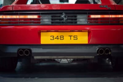 4万8300ポンド（邦貨換算約894万円）で落札されたフェラーリ「348ts」（C）Courtesy of RM Sotheby's