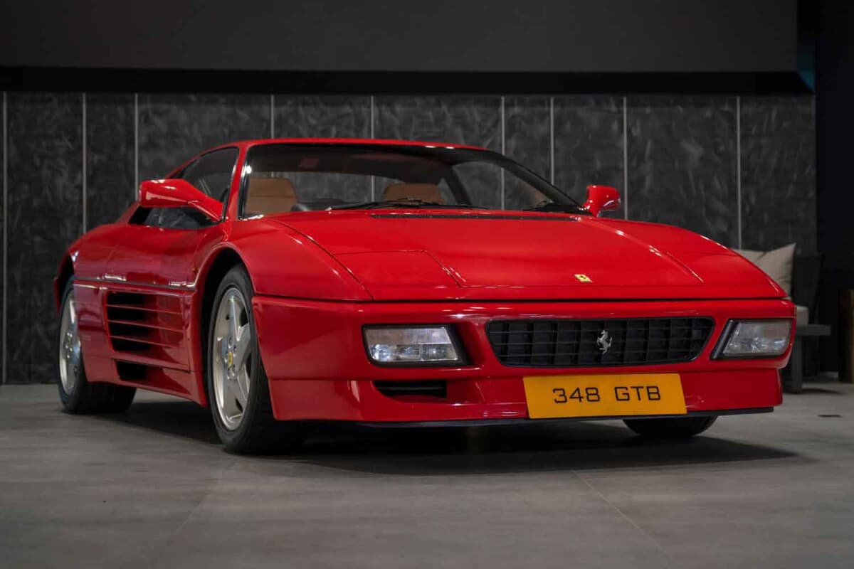 4万8300ポンド（邦貨換算約894万円）で落札されたフェラーリ「348ts」（C）Courtesy of RM Sotheby's