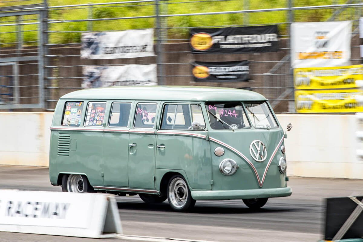VOLKSWAGEN T1 DRAG BUSのレビュー！50周年に登場した”もう一