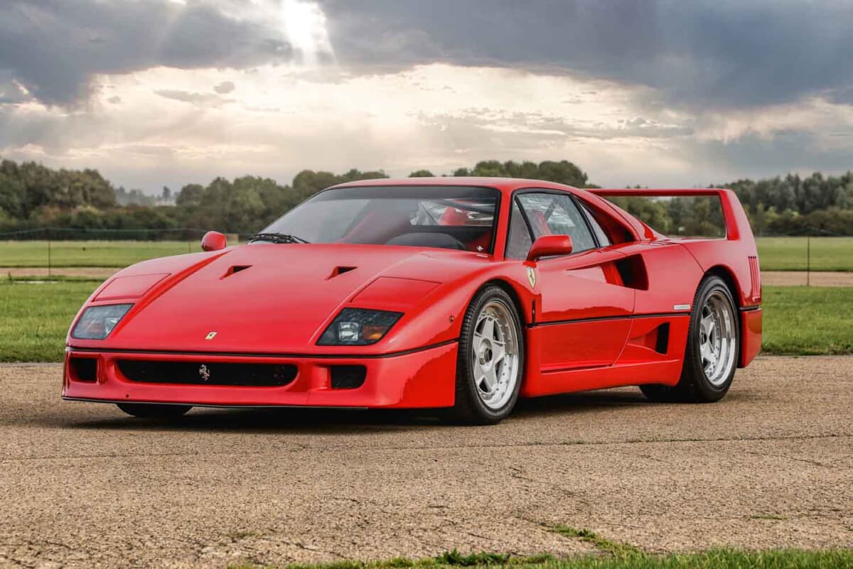 196万2500ポンド（邦貨換算約3億6306万円）で落札されたフェラーリ「F40」（C）Courtesy of RM Sotheby's