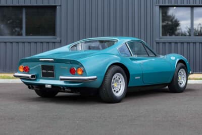 32万5625ユーロ（邦貨換算約5310万円）で落札されたディーノ「246GT」（C）Courtesy of RM Sotheby's