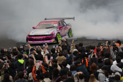 昨年の東京オートサロン2023もたくさんの来場者で盛り上がった