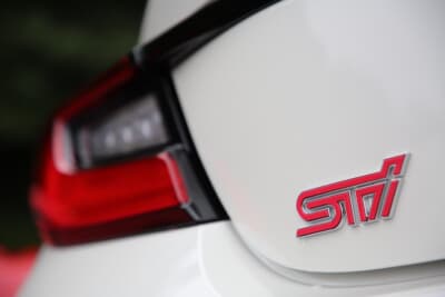 BRZ STI Sportのリアエンブレム