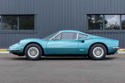 32万5625ユーロ（邦貨換算約5310万円）で落札されたディーノ「246GT」（C）Courtesy of RM Sotheby's