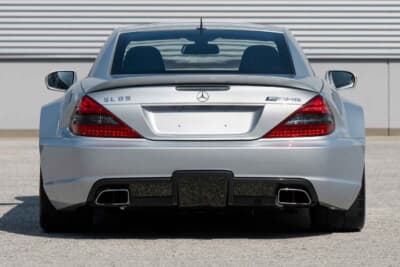 36万5000ユーロ（邦貨換算約5910万円）で落札されたメルセデス・ベンツ「SL65 AMG ブラックシリーズ」（C）Courtesy of RM Sotheby's