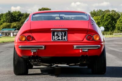 47万7500ポンド（邦貨換算約8900万円）で落札されたフェラーリ「365GTB/4 デイトナ」（C）Courtesy of RM Sotheby's