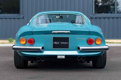 32万5625ユーロ（邦貨換算約5310万円）で落札されたディーノ「246GT」（C）Courtesy of RM Sotheby's