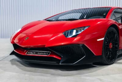 33万1250ユーロ（邦貨換算約5400万円）で落札されたランボルギーニ「アヴェンタドールLP750-4 SV」（C）Courtesy of RM Sotheby's