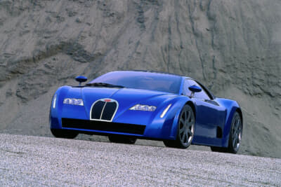 1999年のフランクフルトでは初のミッドシップ・スーパーカー、EB18/3シロンが発表された