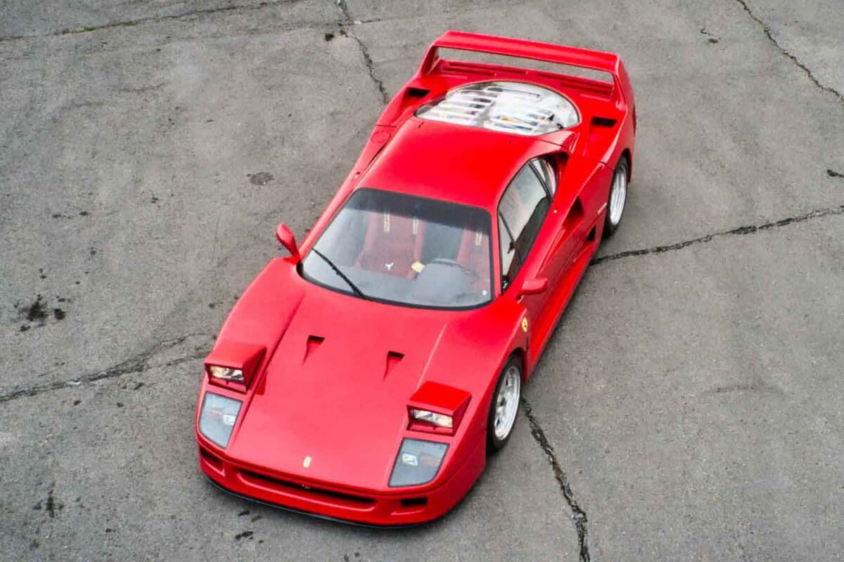 196万2500ポンド（邦貨換算約3億6306万円）で落札されたフェラーリ「F40」（C）Courtesy of RM Sotheby's