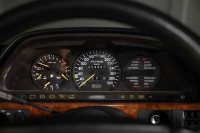 流札となったメルセデス・ベンツ「500SEC AMG6.0」（C）Courtesy of RM Sotheby's