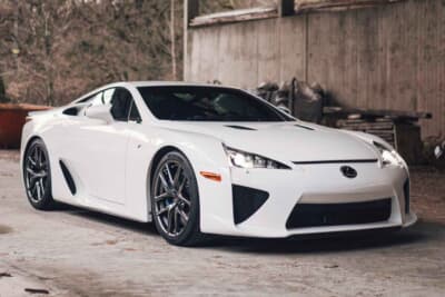 65万7500ユーロ（邦貨換算約1億650万円）で落札されたレクサス「LFA」（C）Courtesy of RM Sotheby's