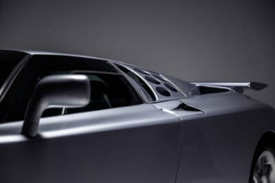 流札となったブガッティ「EB110SS プロトタイプ」（C）Courtesy of RM Sotheby's