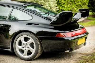 7万7050ポンド（邦貨換算約1425万円）で落札されたポルシェ「911カレラ 3.8 X51クーペ」（C）Courtesy of RM Sotheby's