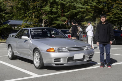 日産「スカイラインGT-R」（R32型平成5年式）とオーナーの宮崎千尋さん