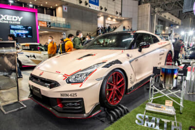 東京オートサロン2024のフジツボブースでは日産GT-R NISMO MY2024が展示