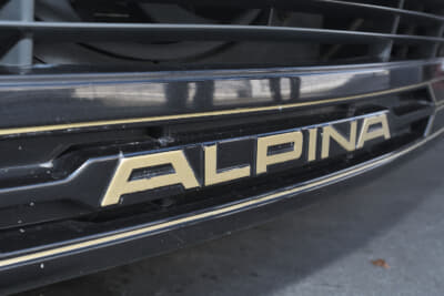 ALPINAのエンブレム