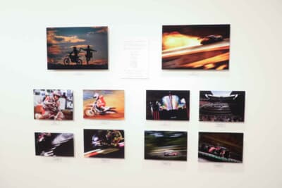 東京会場となった港区六本木のAXISギャラリーでの開催された日本レース写真家協会報道写真展「COMPETITION」