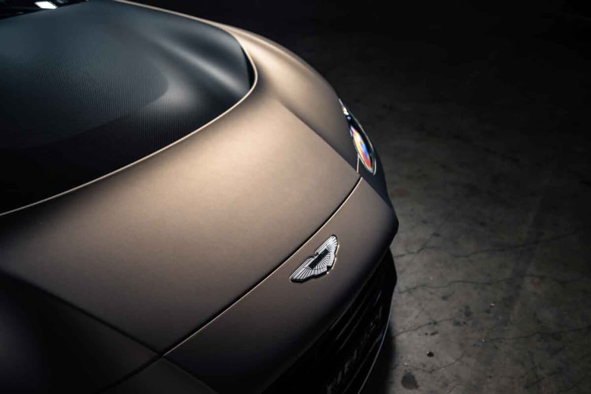 アストンマーティン「V12ヴァンテージ ロードスター」（C）Courtesy of RM Sotheby's