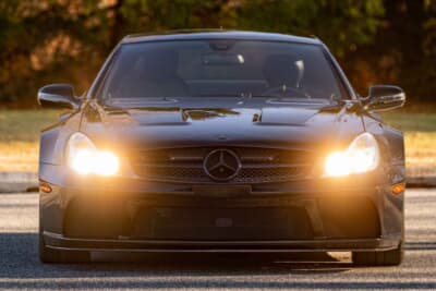 29万1000ドル（邦貨換算約4290万円）で落札されたメルセデス・ベンツ「SL65 AMGブラックシリーズ」（C）Courtesy of RM Sotheby's