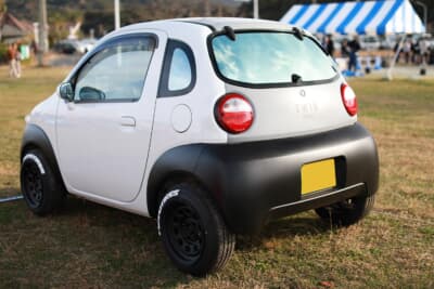 まるでオモチャ！ 可愛すぎるスズキ「ツイン」で目指すは実車版のプルバックゼンマイ仕掛けのミニカーでした | AUTO MESSE  WEB（オートメッセウェブ） 〜クルマを文化する 〜