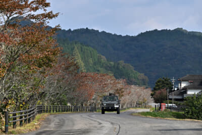 地元の方はもちろん、この戦車の移動を目当てに来る人もいるようだ