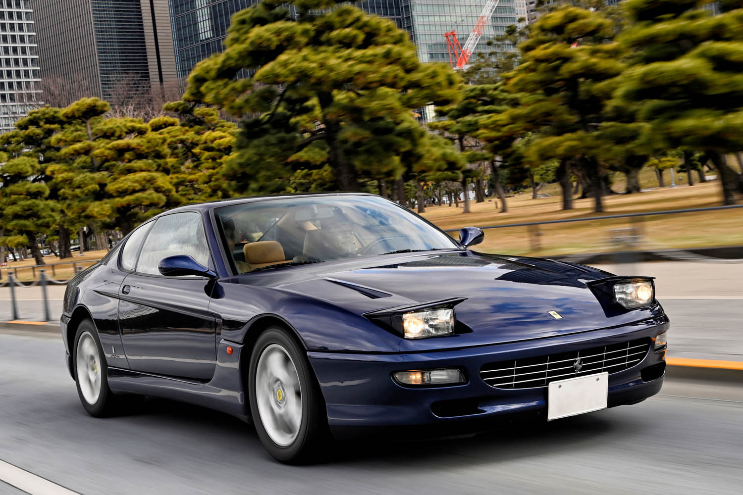 壊れる伝説」のフェラーリ「456GT」に乗ってみた！ 旧き佳き血脈