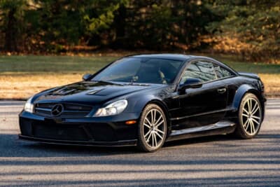 29万1000ドル（邦貨換算約4290万円）で落札されたメルセデス・ベンツ「SL65 AMGブラックシリーズ」（C）Courtesy of RM Sotheby's