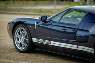 37万2875ユーロ（邦貨換算約5830万円）で落札されたフォード「GT」（C）Courtesy of RM Sotheby's