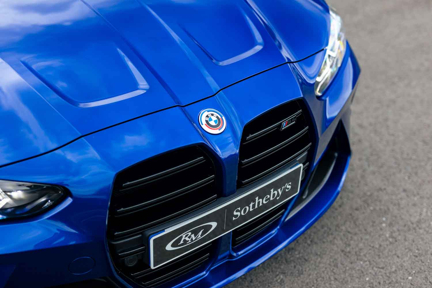 BMW「M4エディション50 ヤーレBMW M」が約1550万円で落札！ 限定車でも