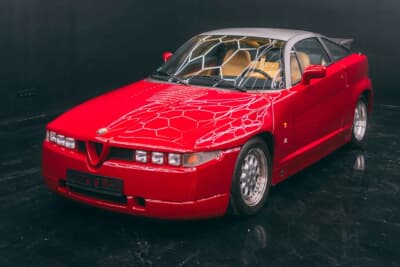 6万9000ユーロ（邦貨換算約1120万円）で落札されたアルファ ロメオ「SZ」（C）Courtesy of RM Sotheby's