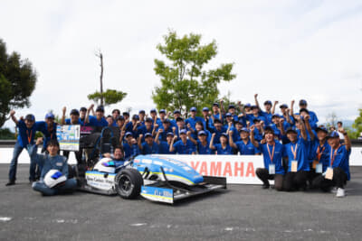 学生フォーミュラの車両ゼッケンは昨年の成績により割り振られる。ゼッケン1をつけるのは京都工芸繊維大学