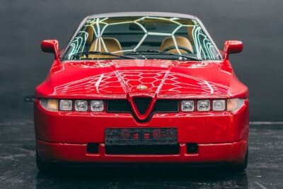 6万9000ユーロ（邦貨換算約1120万円）で落札されたアルファ ロメオ「SZ」（C）Courtesy of RM Sotheby's