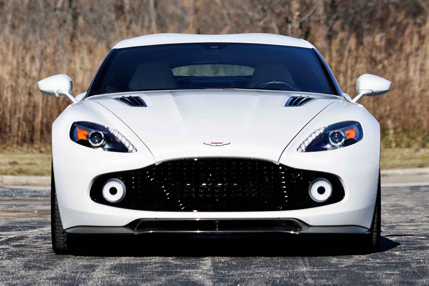 07_AMW_240201_Aston-Martin-