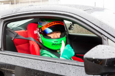 土屋圭市さんも86で走行会に参加