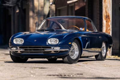 63万2000ドル（邦貨換算約9380万円）で落札されたランボルギーニ「350GT」（C）Courtesy of RM Sotheby's