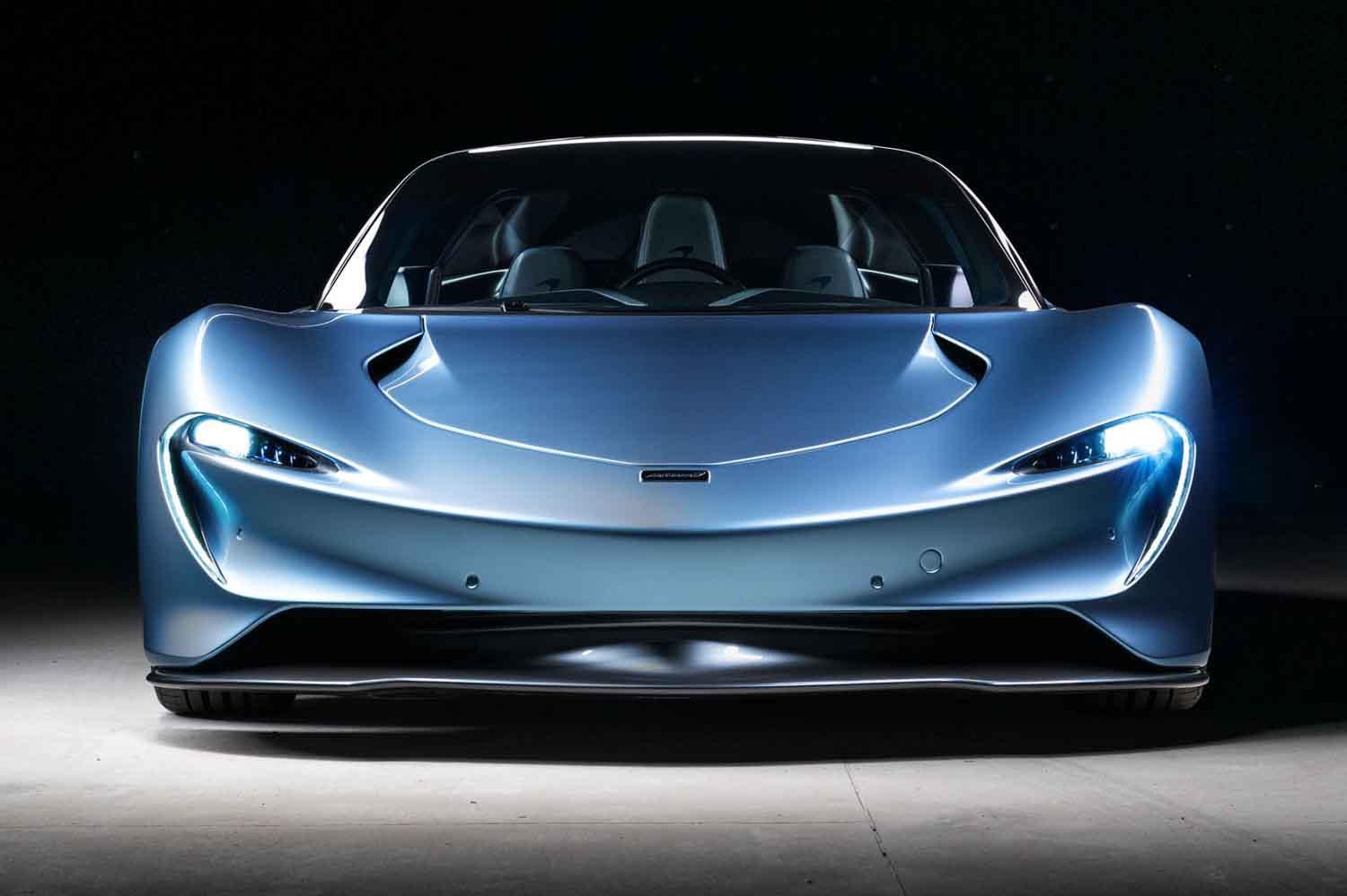 最高速403キロの「スピードテール」が3億円で落札! マクラーレン「F1 最高速403キロの「スピードテール」が3億円で落札! マクラーレン「F1