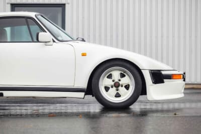 流札となったポルシェ「911ターボ フラッハバウ」（C）Courtesy of RM Sotheby's