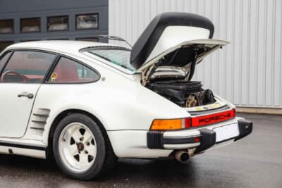 流札となったポルシェ「911ターボ フラッハバウ」（C）Courtesy of RM Sotheby's