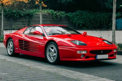 30万8750ユーロ（邦貨換算約5030万円）で落札されたフェラーリ「F512M」（C）Courtesy of RM Sotheby's