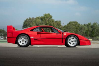 336万ドル（邦貨換算約5億400万円）で落札されたフェラーリ「F40」（C）Courtesy of RM Sotheby's