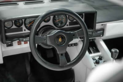 オークション後に落札されたランボルギーニ「カウンタックLP5000QV」（C）Courtesy of RM Sotheby's