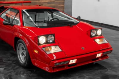 オークション後に落札されたランボルギーニ「カウンタックLP5000QV」（C）Courtesy of RM Sotheby's