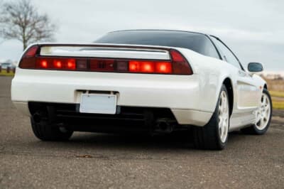 45万ドル（邦貨換算約6705万円）で販売が継続されているホンダ「NSX タイプR」（C）Courtesy of RM Sotheby's