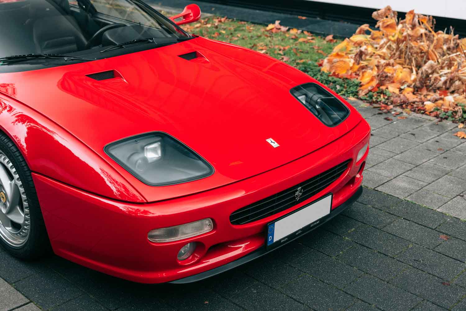 フェラーリ「F512M」が5000万円オーバー！「テスタロッサ」の倍の相場