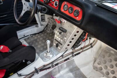 19万ユーロ～25万ユーロ（邦貨換算約3125万円〜4110万円）で販売が継続しているBMW「3.0 CS/L FIA Group 2」（C）Bonhams