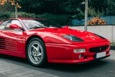 30万8750ユーロ（邦貨換算約5030万円）で落札されたフェラーリ「F512M」（C）Courtesy of RM Sotheby's