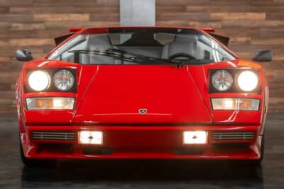 オークション後に落札されたランボルギーニ「カウンタックLP5000QV」（C）Courtesy of RM Sotheby's